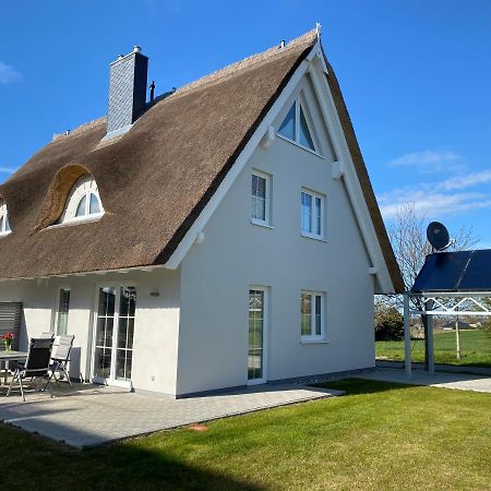 Reetdachhaus Salzhaff Villa Pepelow Buitenkant foto